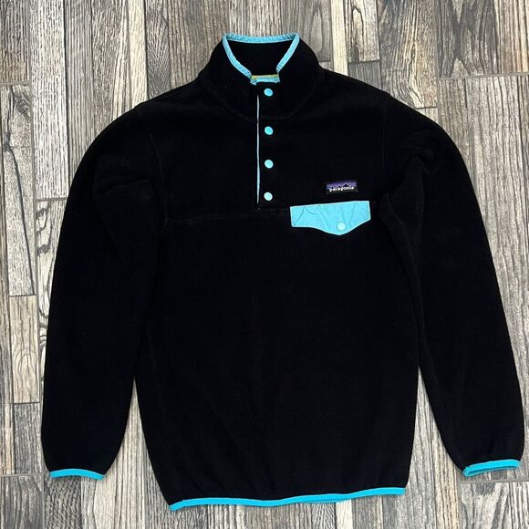 🔥 PATAGONIA SYNCHILLA Sherpa Fleece 4Snap Pullover Sweater Jacket Black/Aqua XS - Picture 1 of 10